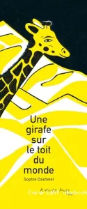 Une girafe sur le toit du monde