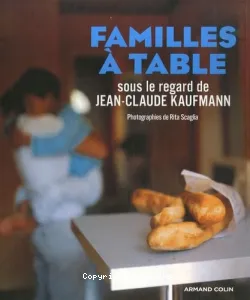 Familles à table